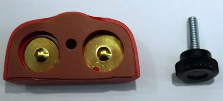 Ultrapoint Batterifackets lock för 2 batterier + fästskruv - Hundpejlar tillbehör - 3950000135516 - 1